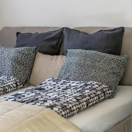 Lovag 12 Terrace Designer Apartment *