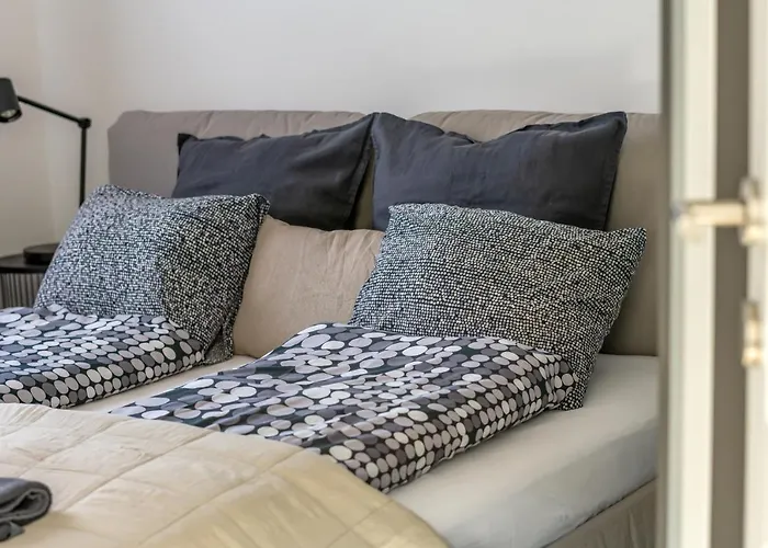 Lovag 12 Terrace Designer Apartman *